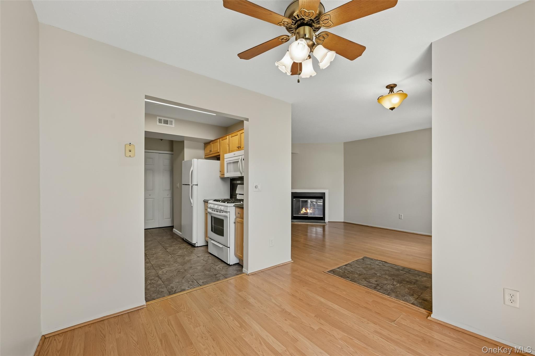 1005 Whispering Hills