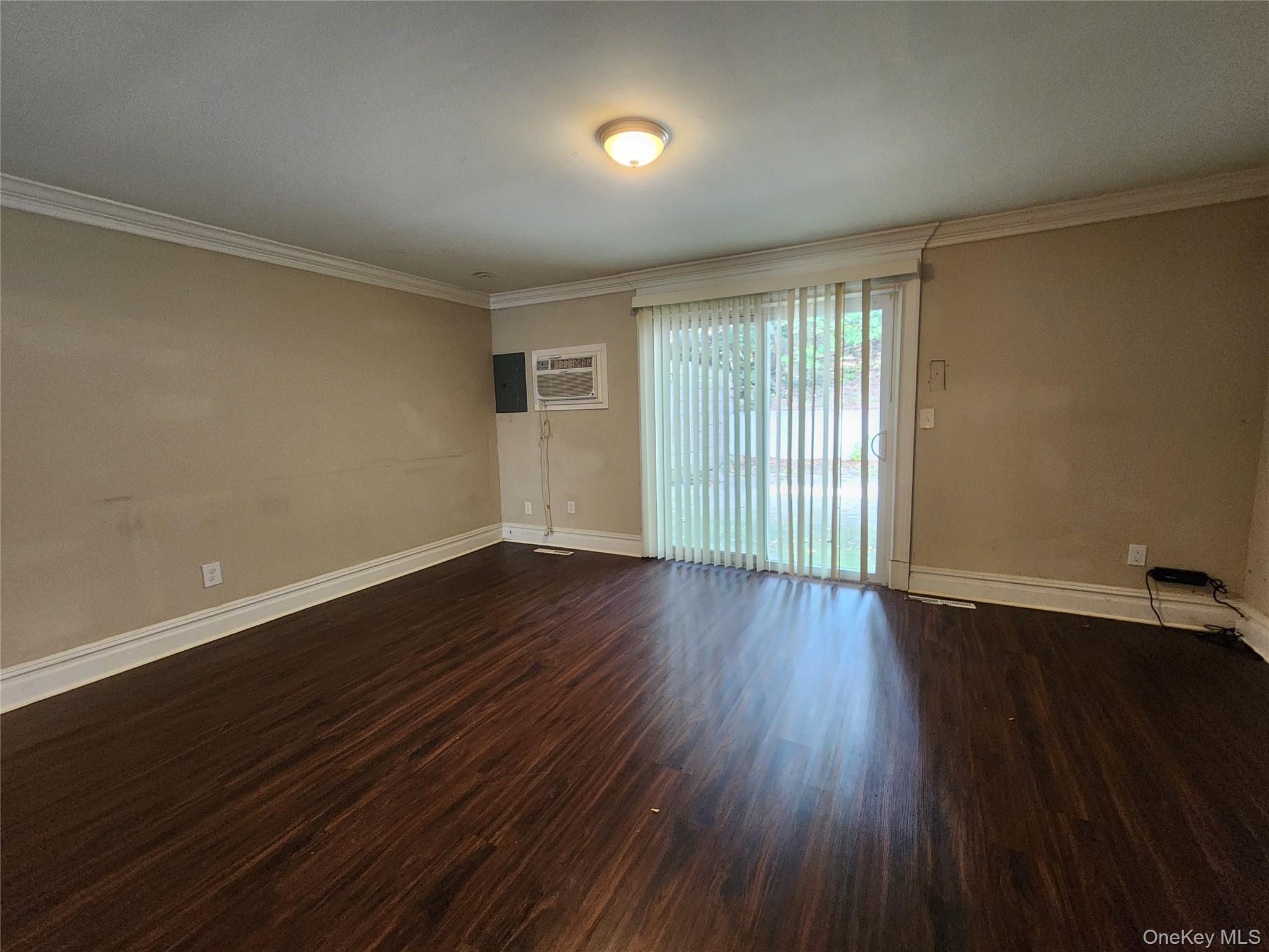 12 Roosevelt Drive