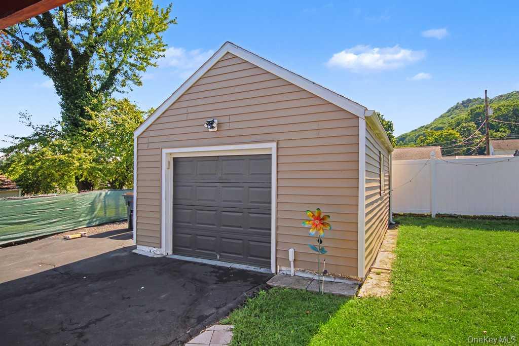 28 Hurd Avenue