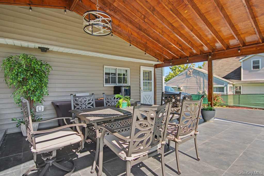 28 Hurd Avenue