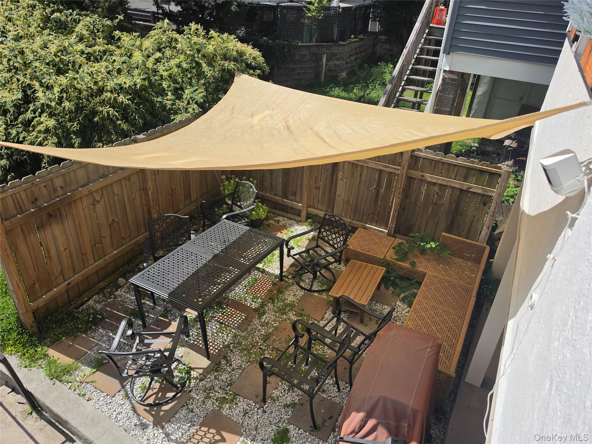 33 E Catherine Street