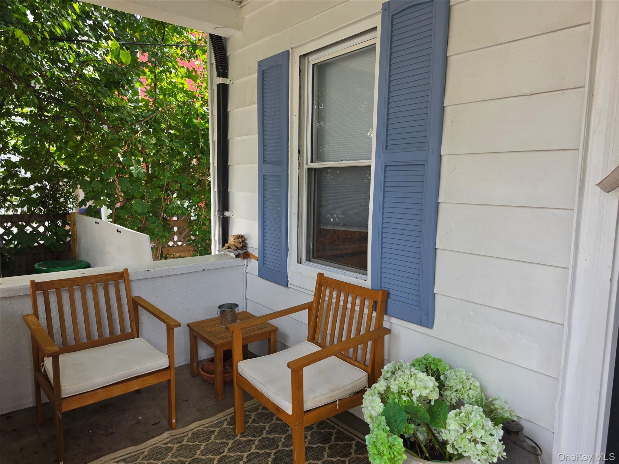 33 E Catherine Street