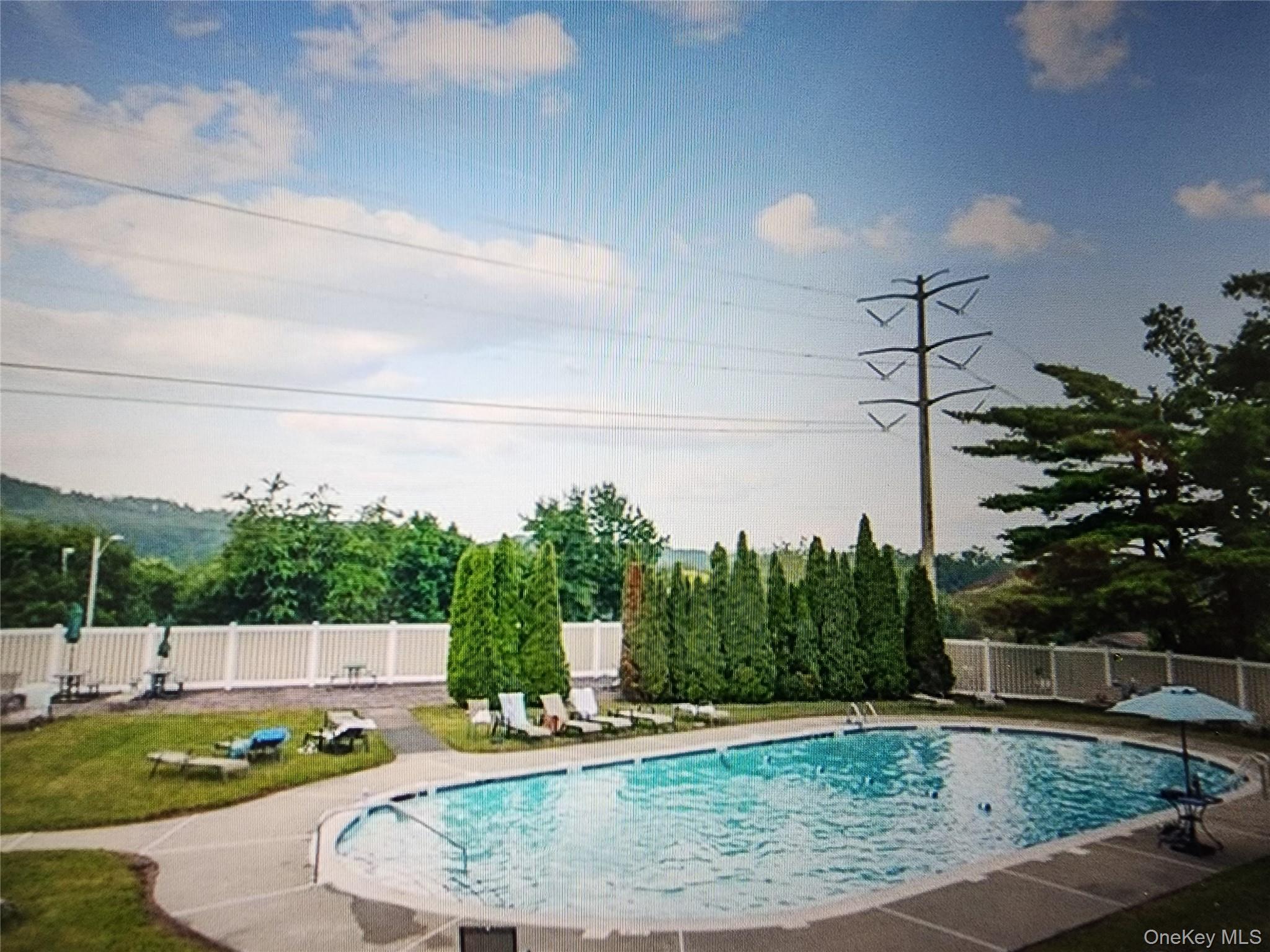 320 Country Club Lane