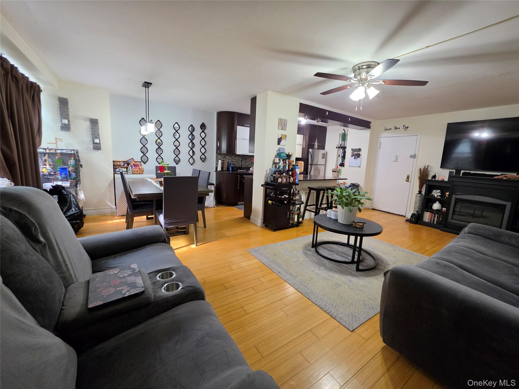 875 Morrison Avenue Unit: #1B