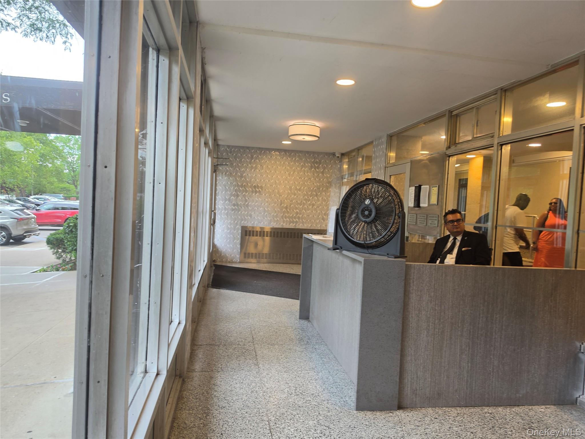 875 Morrison Avenue Unit: #1B