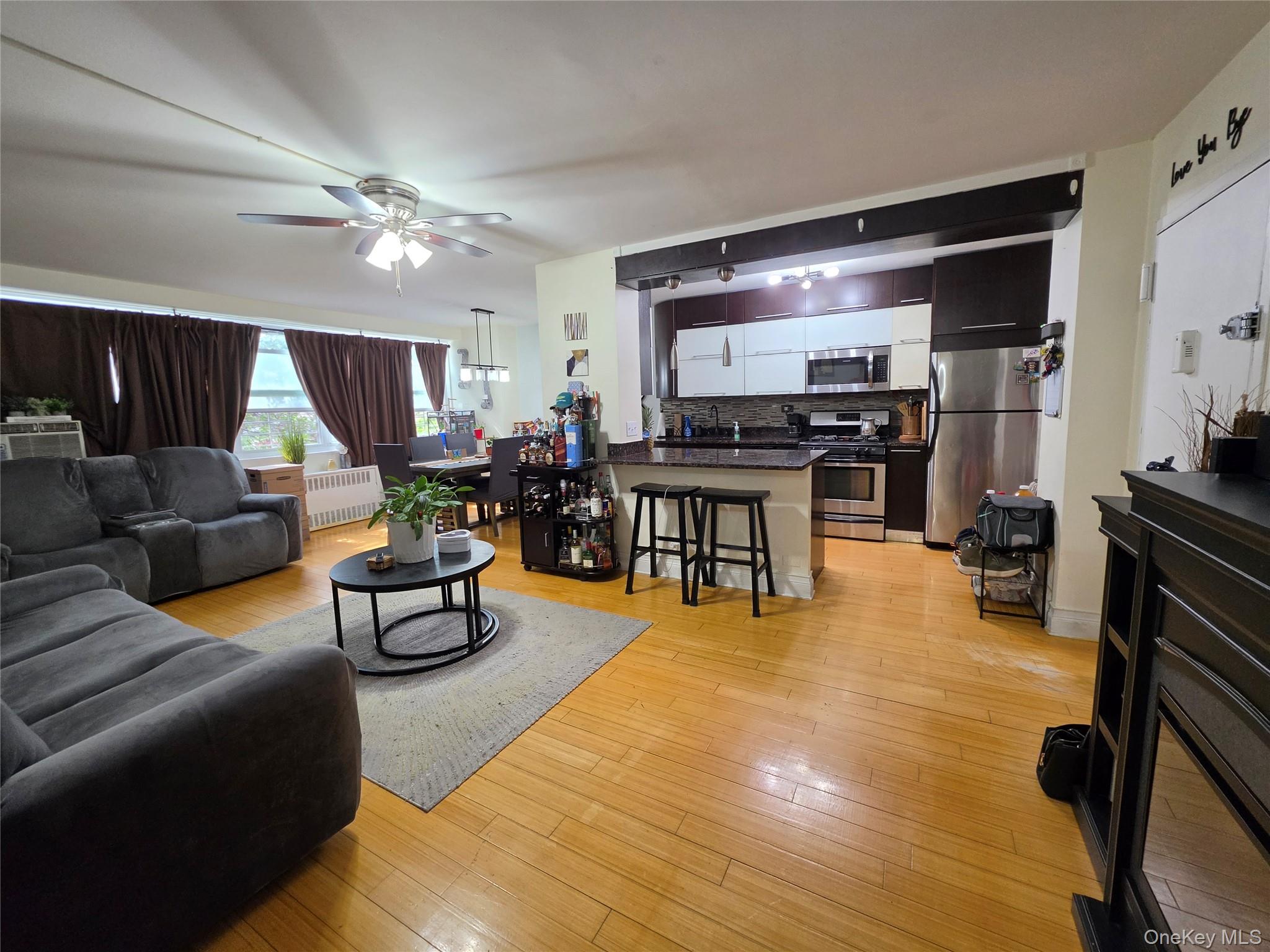875 Morrison Avenue Unit: #1B