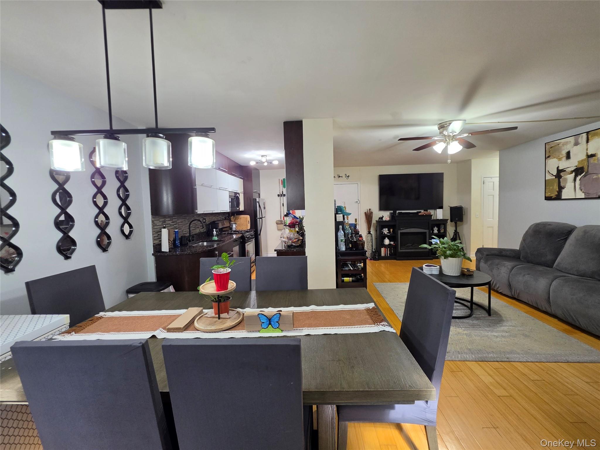 875 Morrison Avenue Unit: #1B