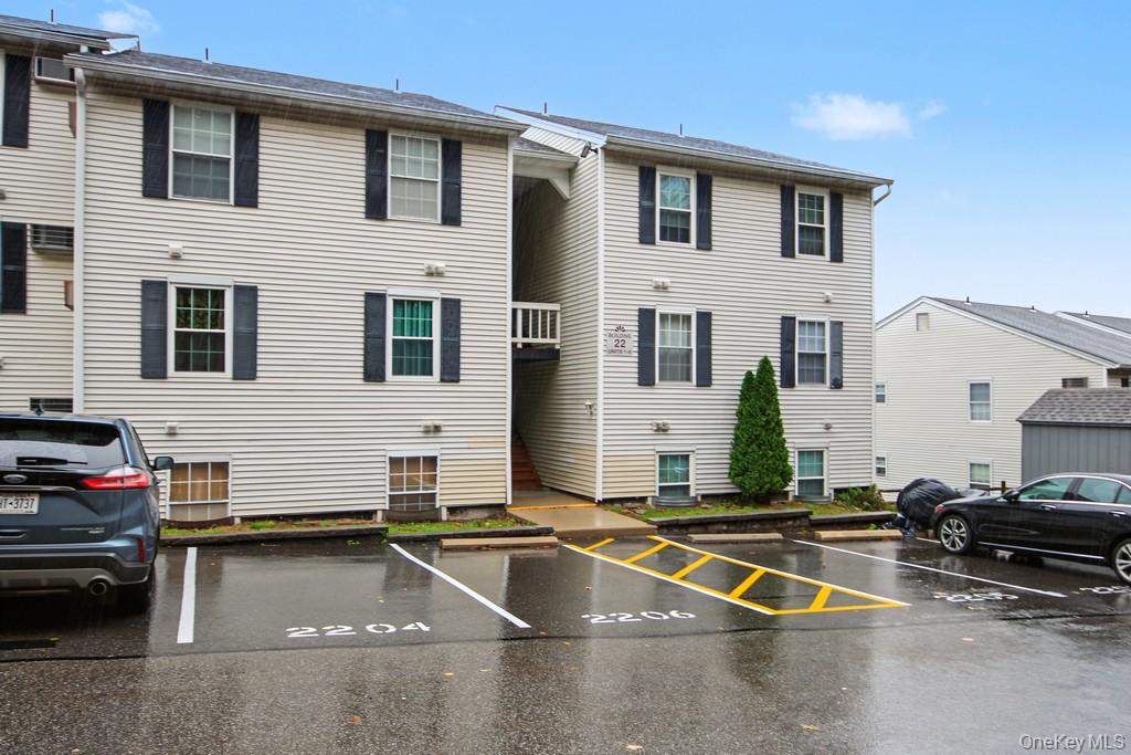 22 Lexington Hill Unit: 3