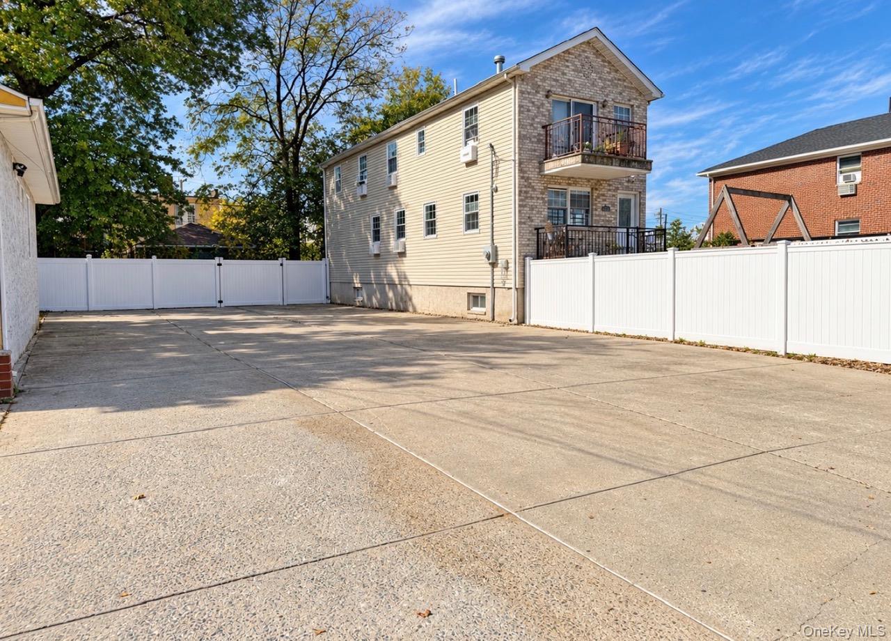 245 Newman Avenue