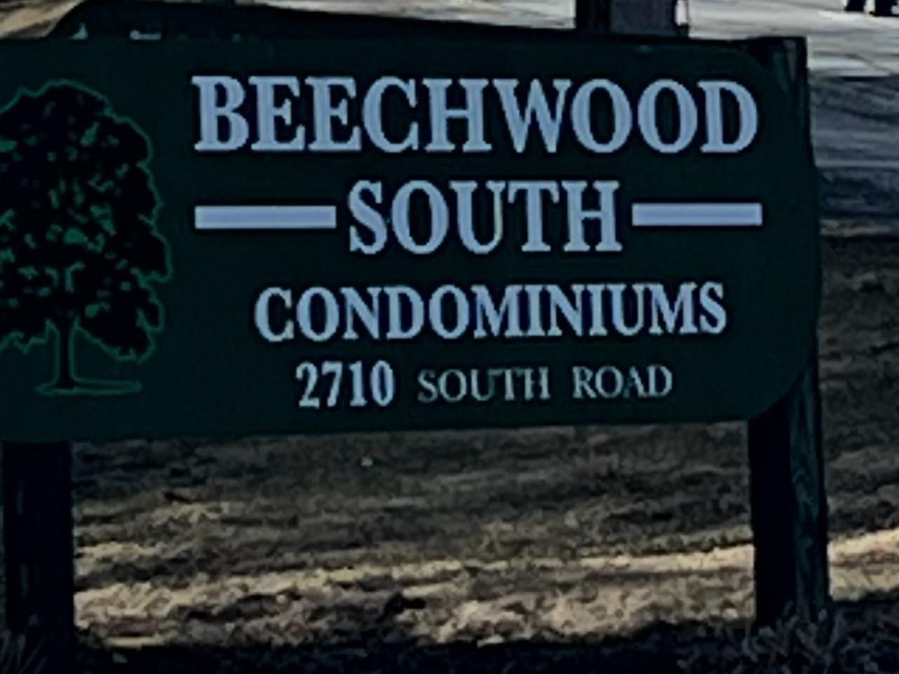 2710 South Road Unit: D8