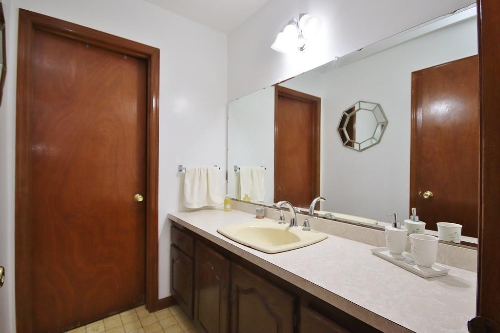 85 Old Phillips Hill Road