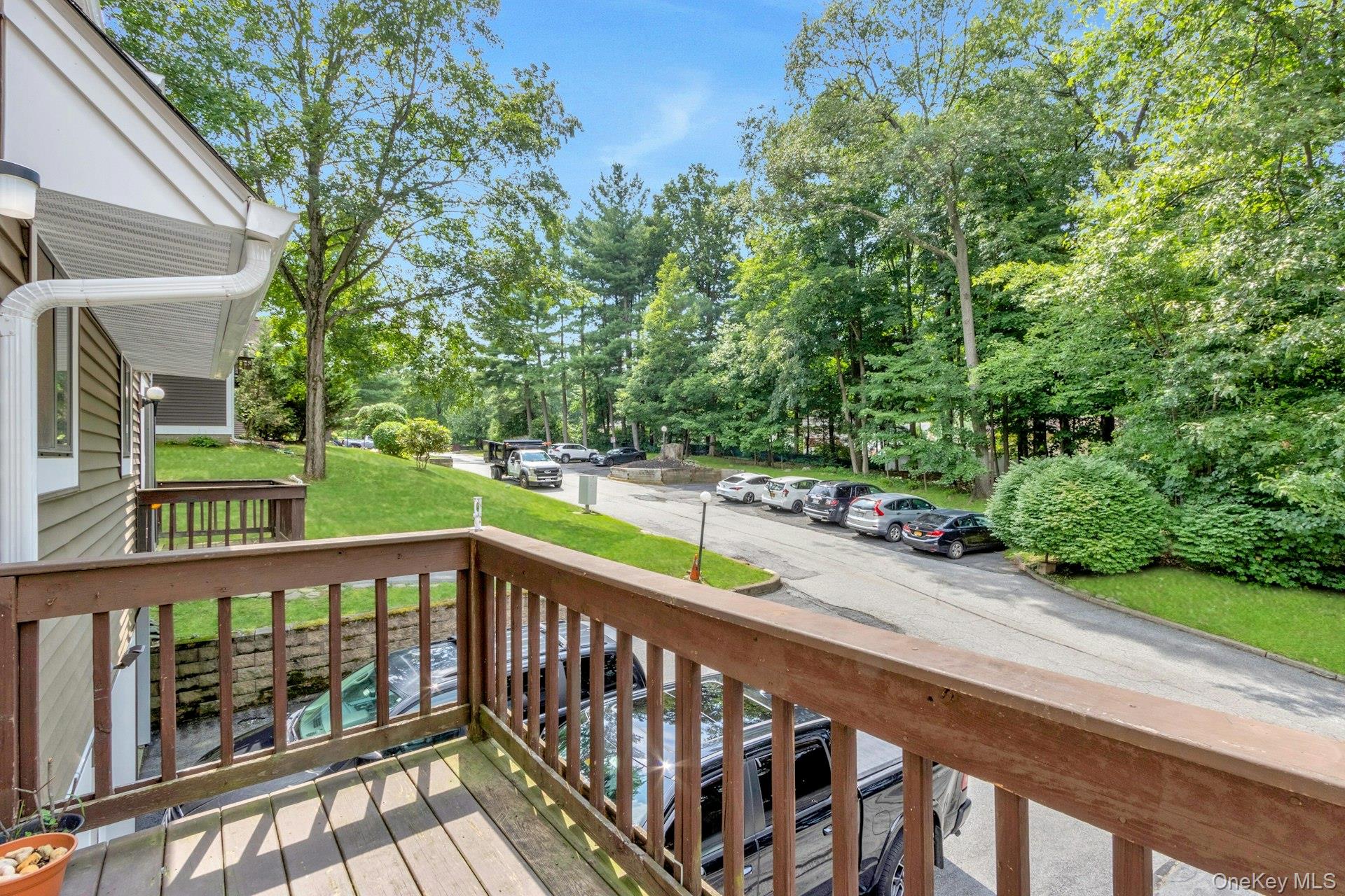 9 Heritage Drive Unit: B