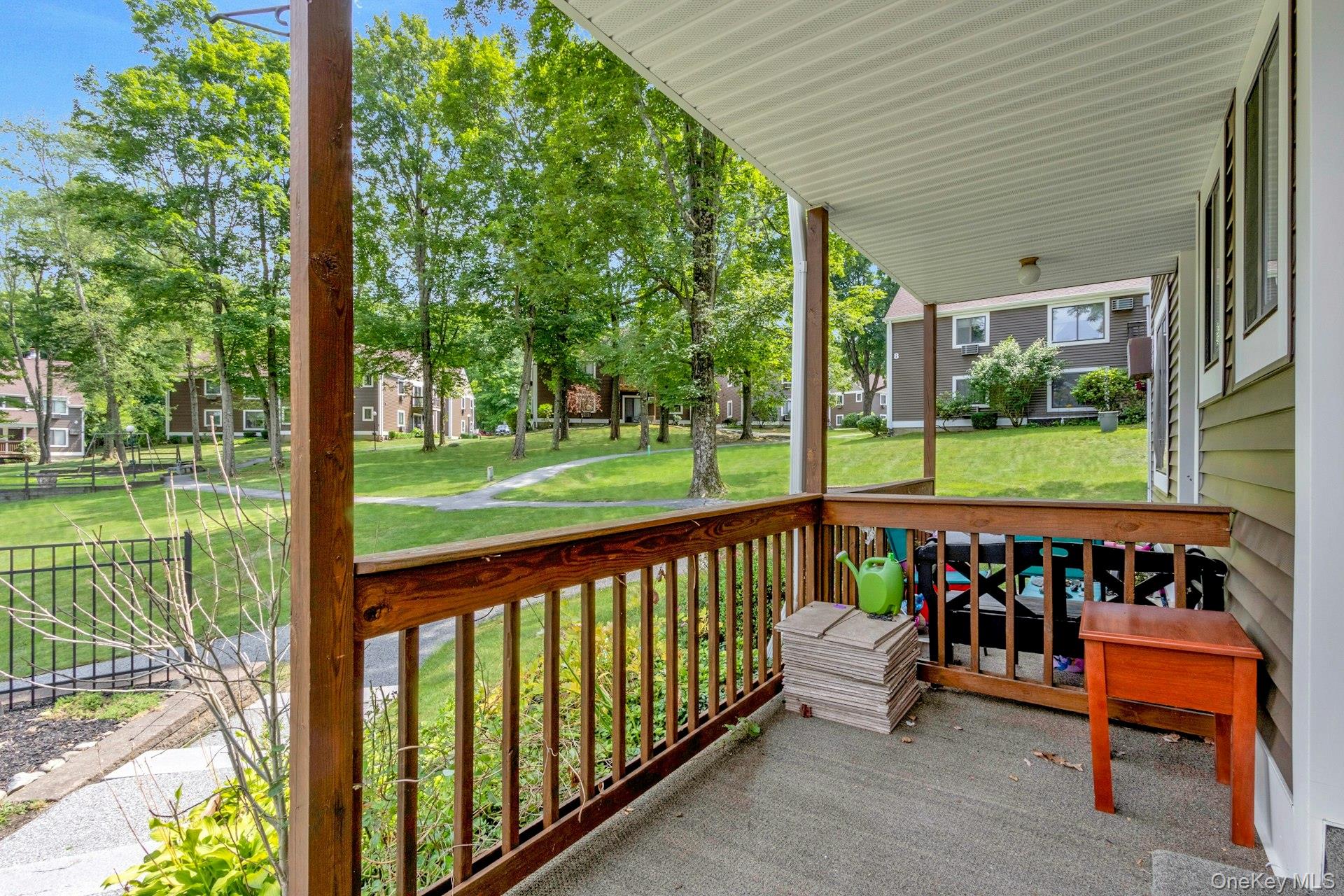 9 Heritage Drive Unit: B