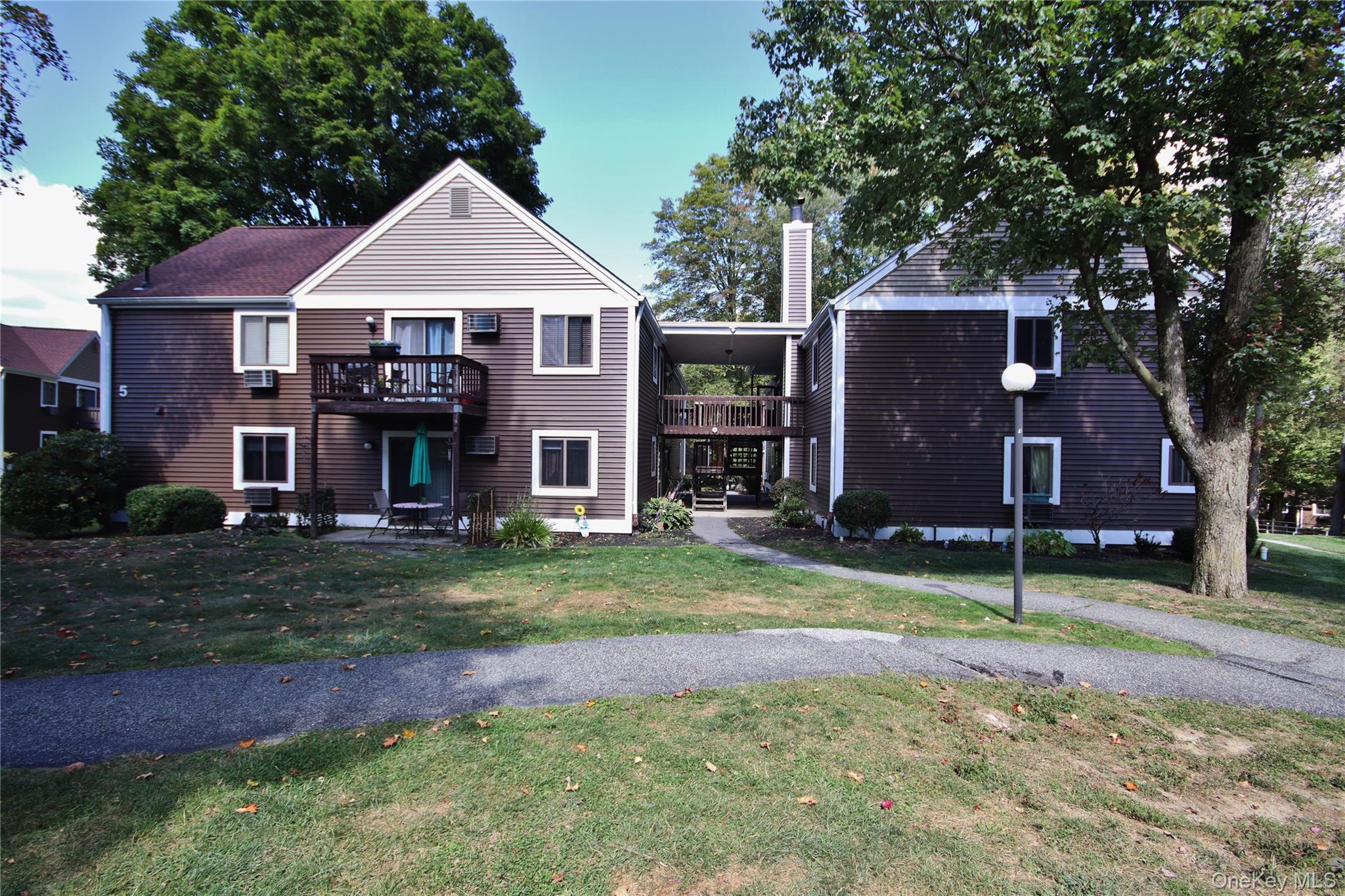 5 Heritage Drive Unit: D