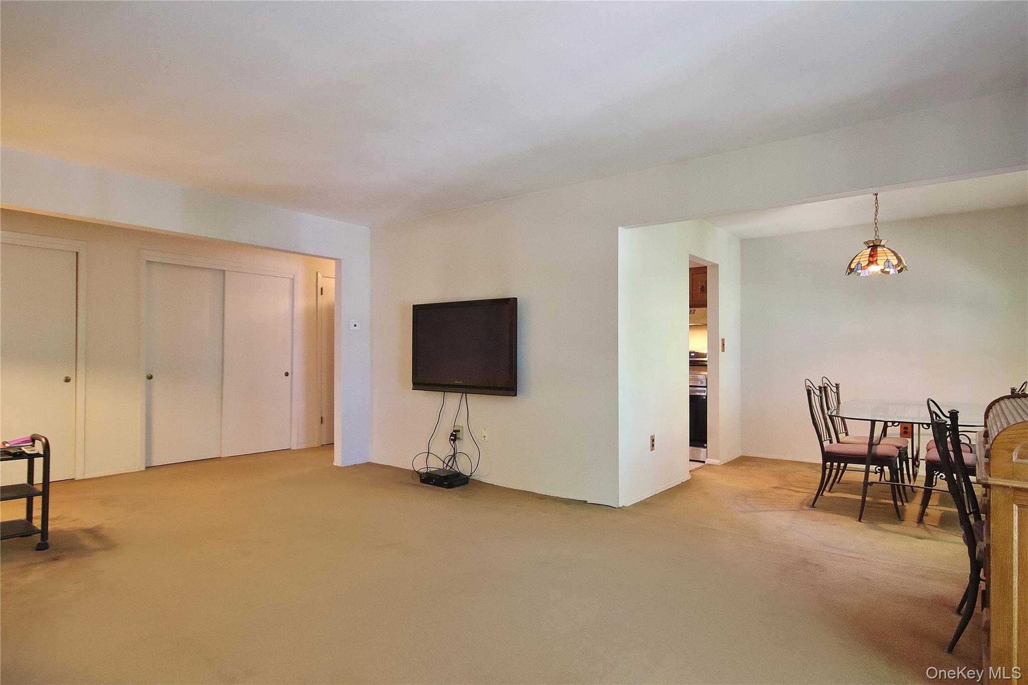 5 Heritage Drive Unit: D