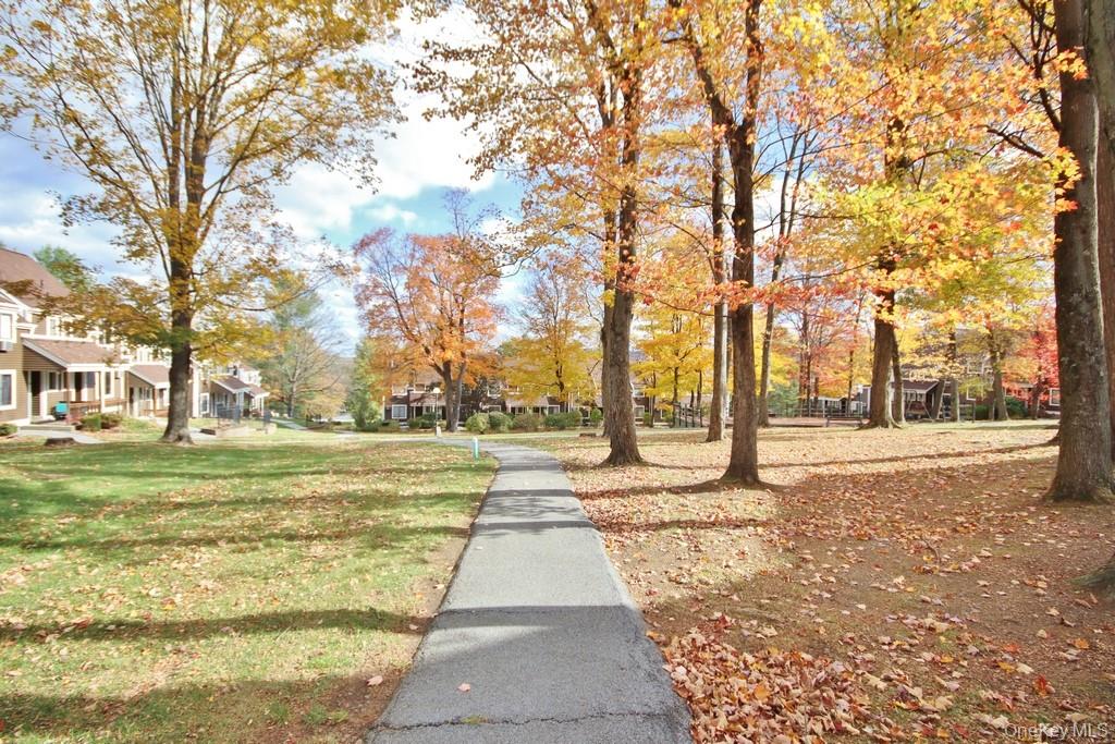 8 Heritage Drive Unit: A