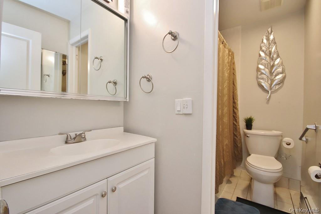 8 Heritage Drive Unit: A