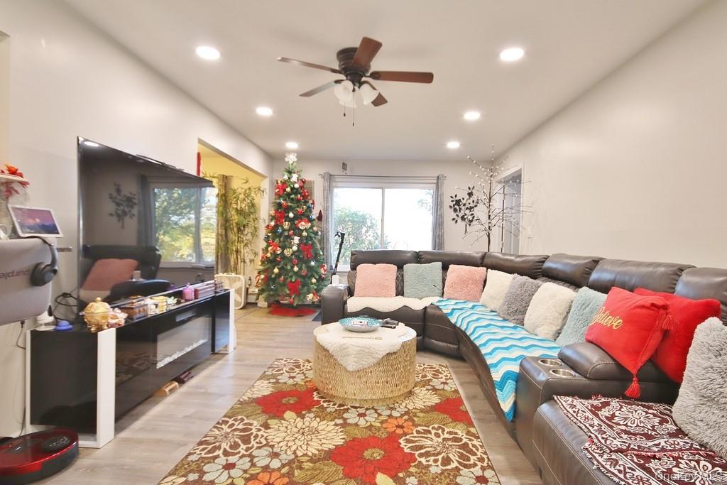 8 Heritage Drive Unit: A