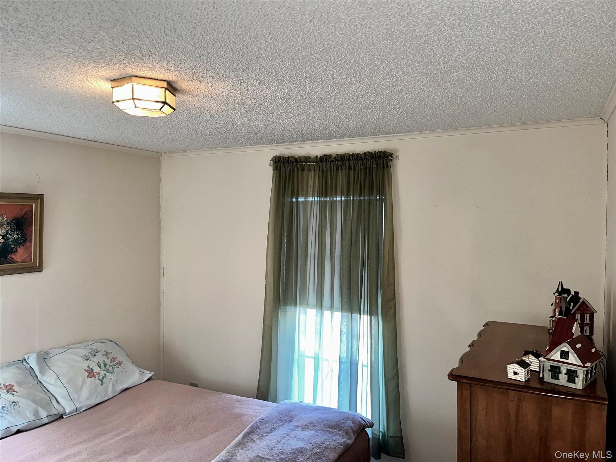 105 North Mountainview MH