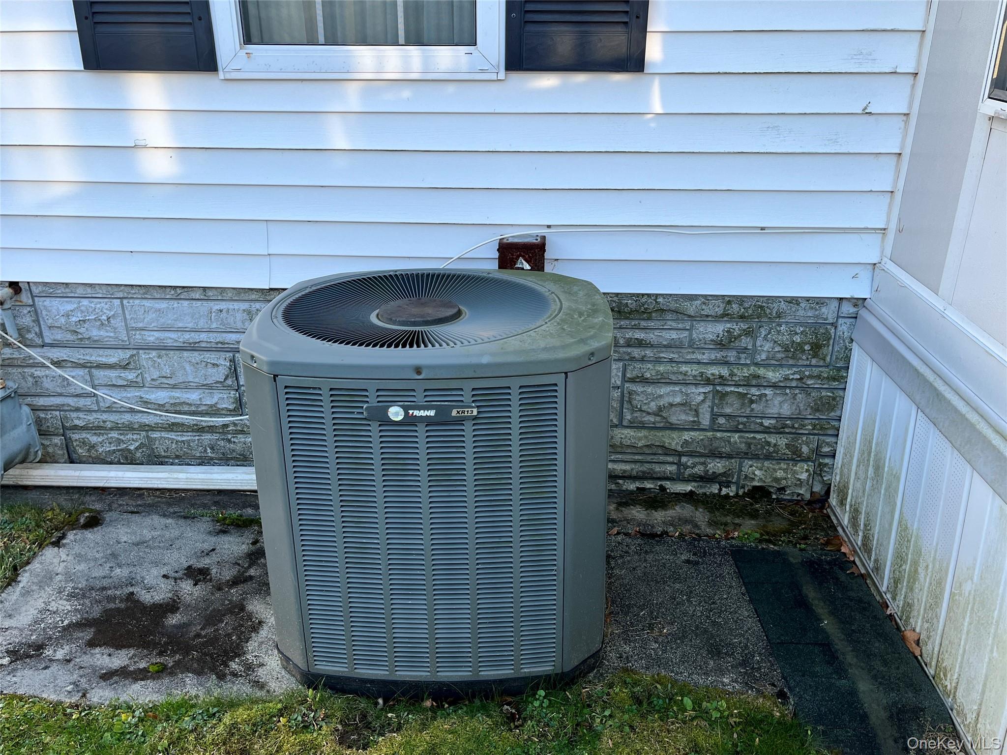 105 North Mountainview MH