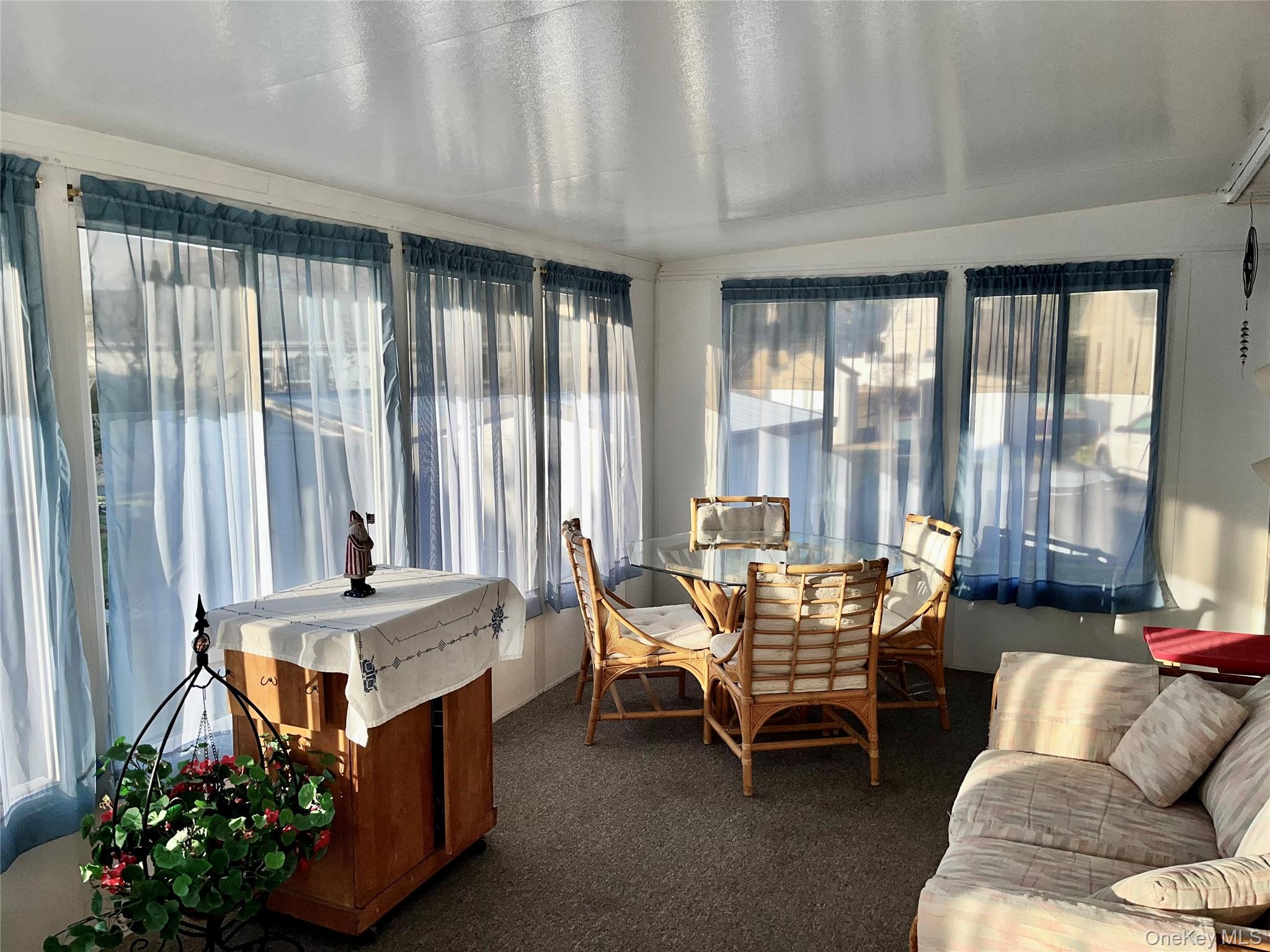 105 North Mountainview MH