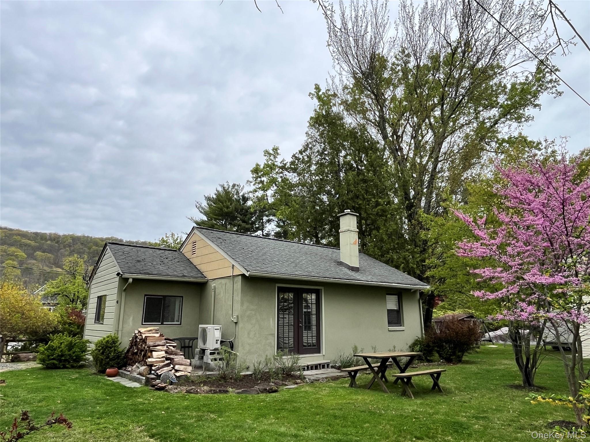 4 Fairview Drive