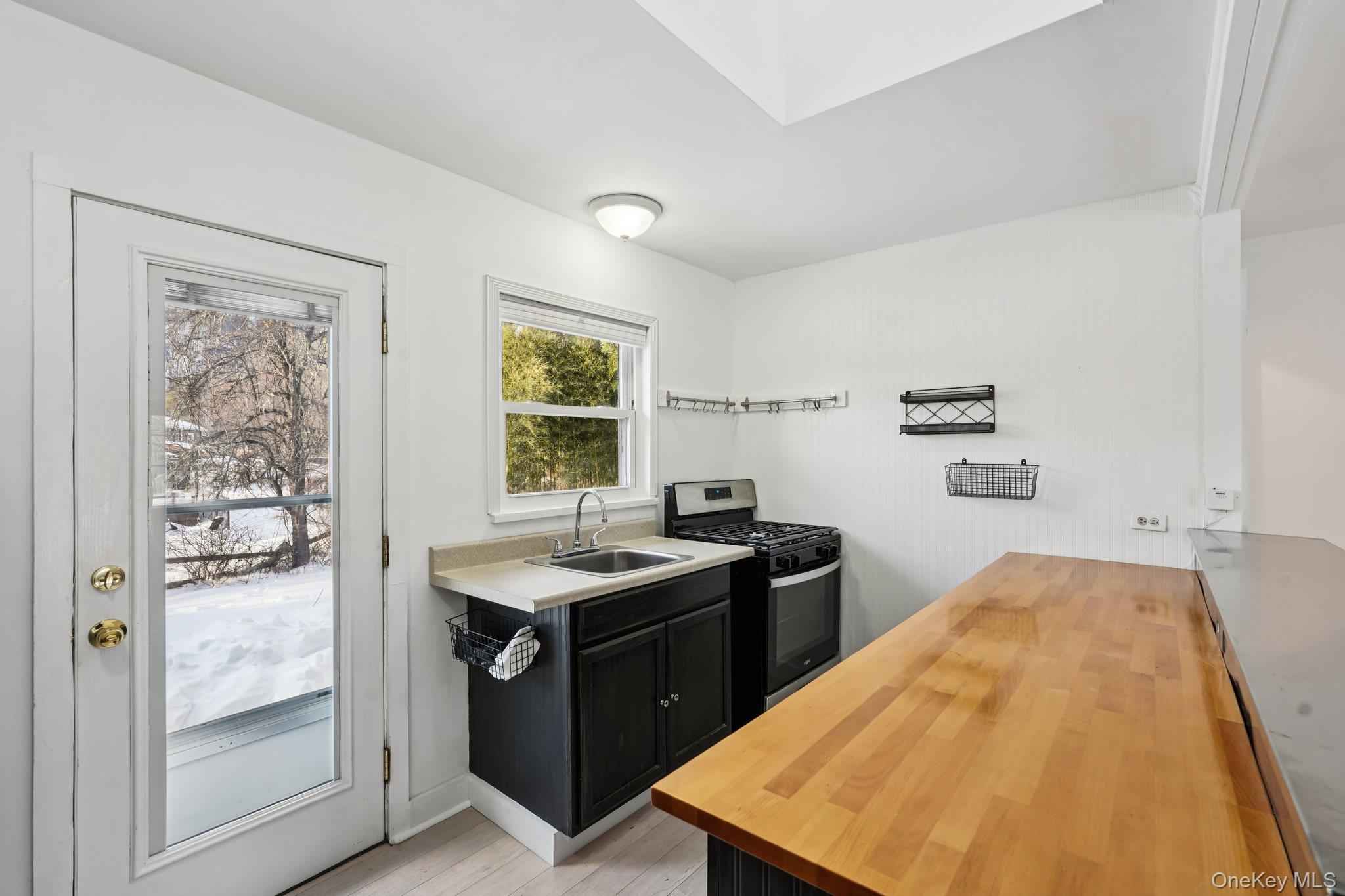 4 Fairview Drive