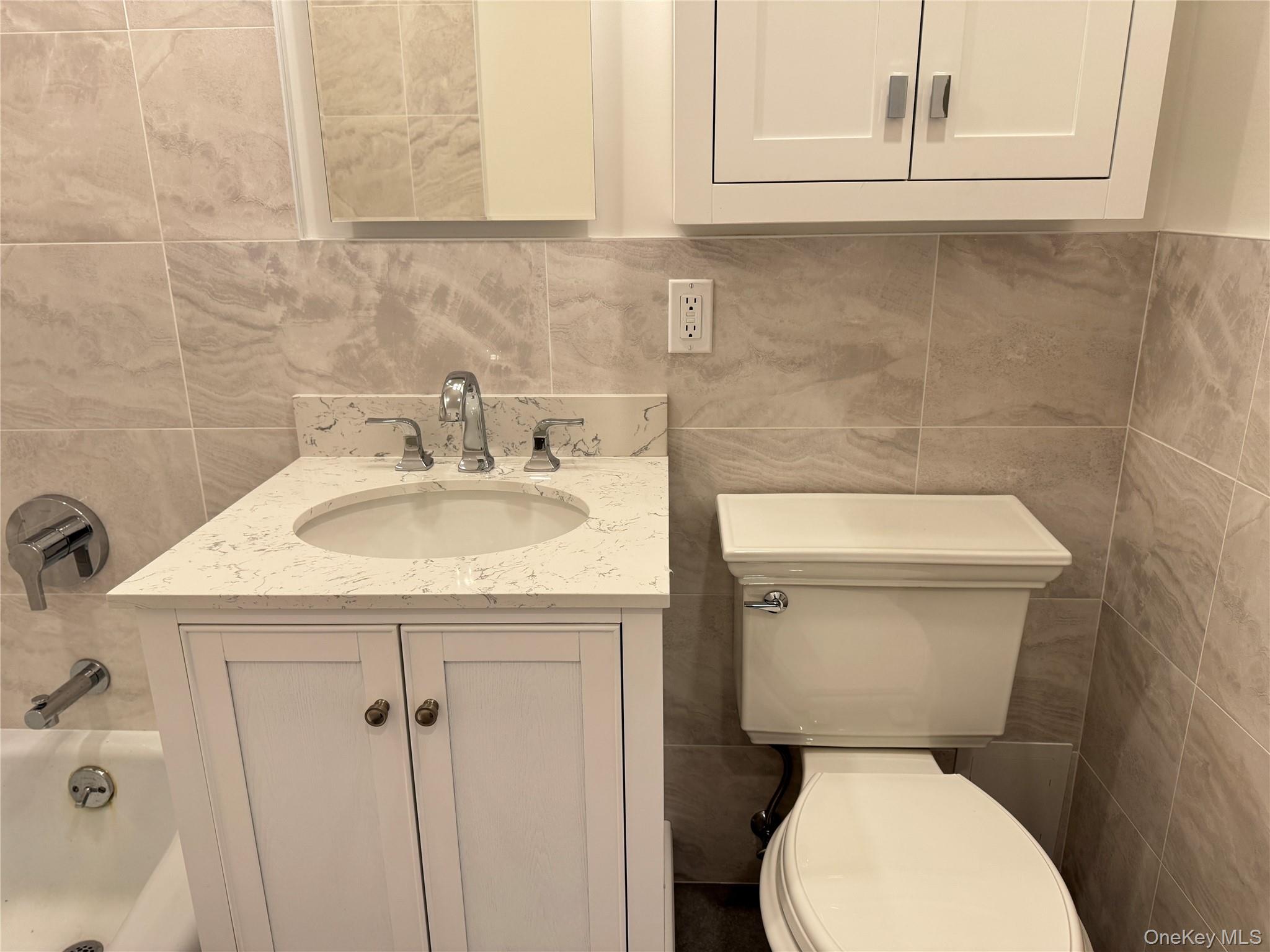 103 Gedney Street Unit: 4M