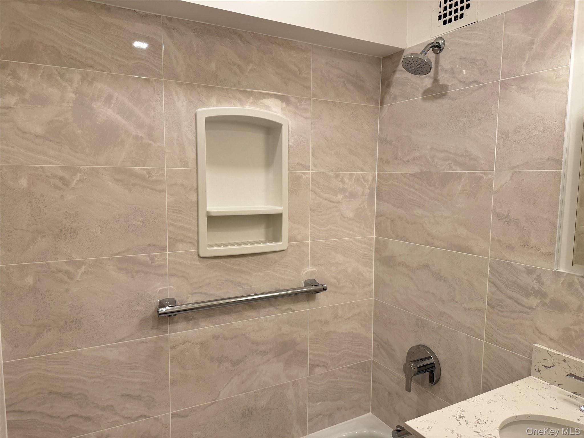 103 Gedney Street Unit: 4M