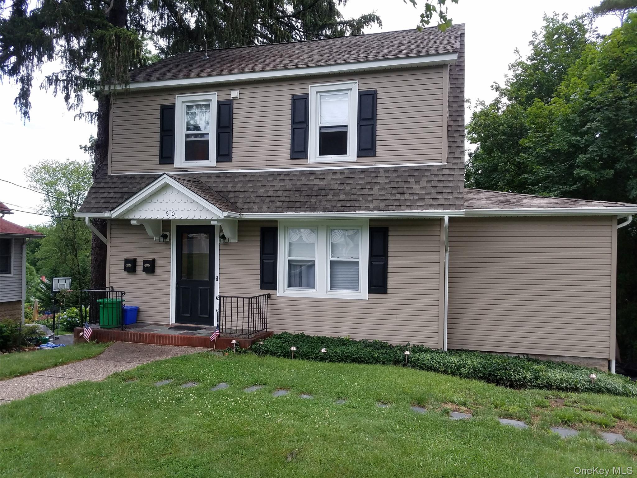 50 Mountainview Avenue Unit: 2