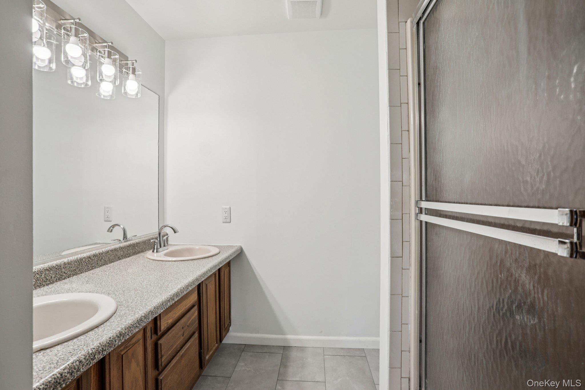 597 Saddle River Road