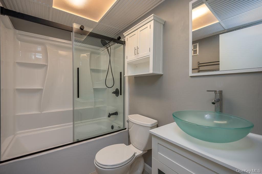 219 Fox Run Lane Unit: 2C