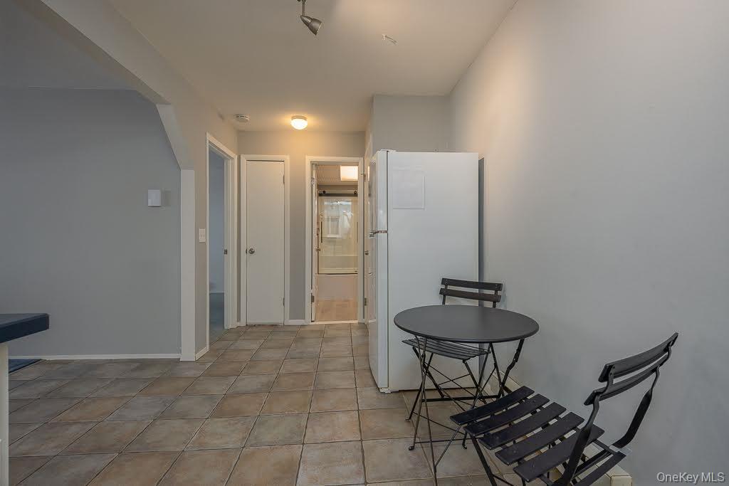 219 Fox Run Lane Unit: 2C