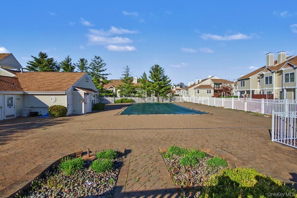 2323 Whispering Hills