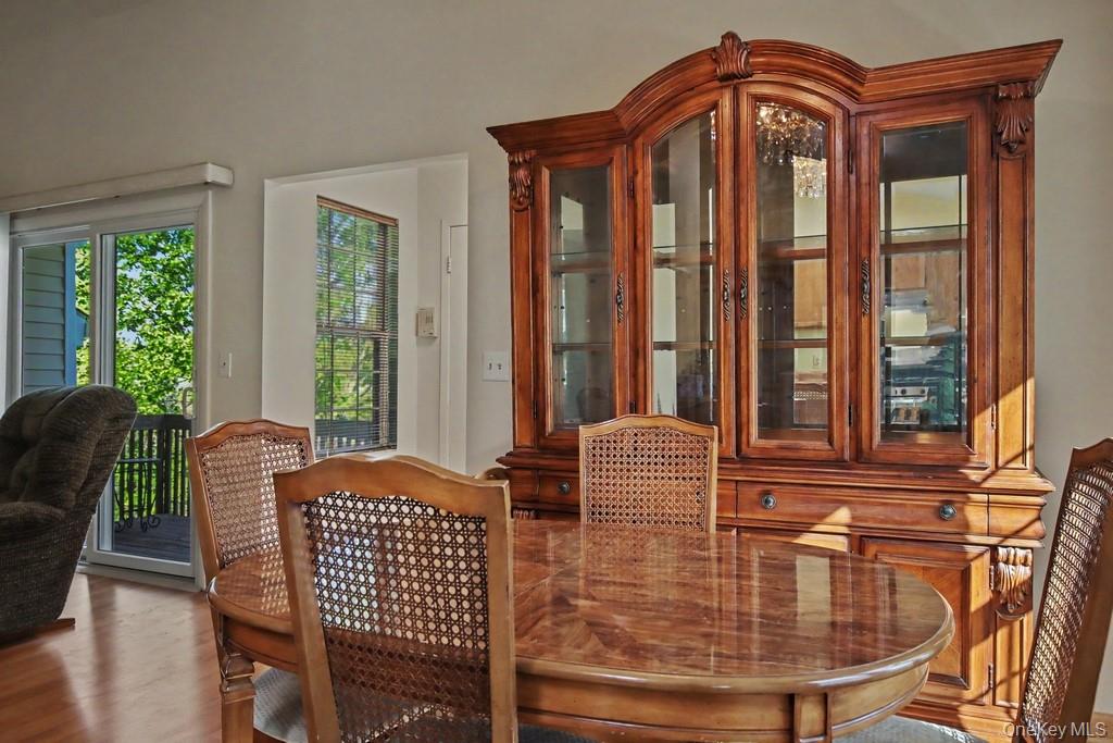 2323 Whispering Hills