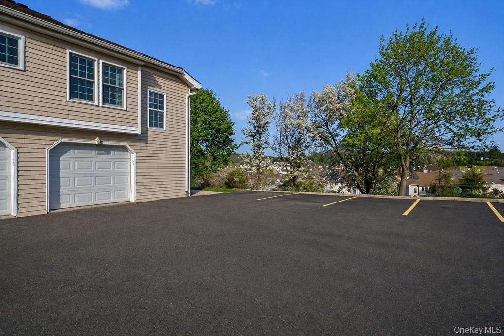 2323 Whispering Hills