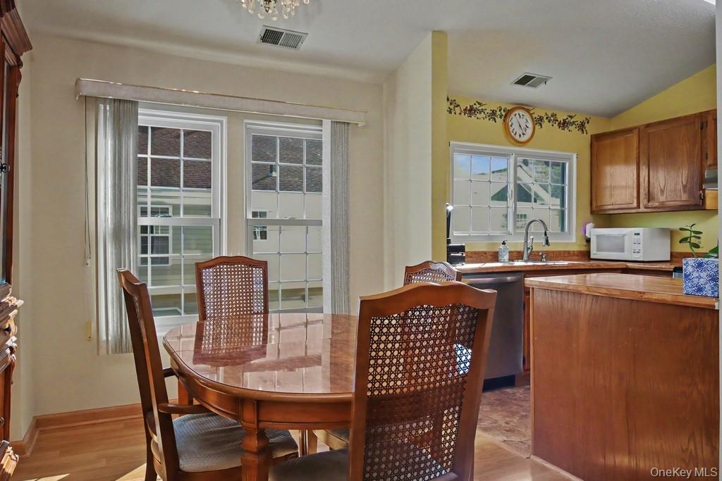 2323 Whispering Hills