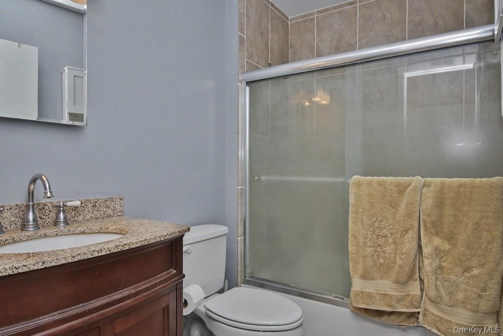 2323 Whispering Hills