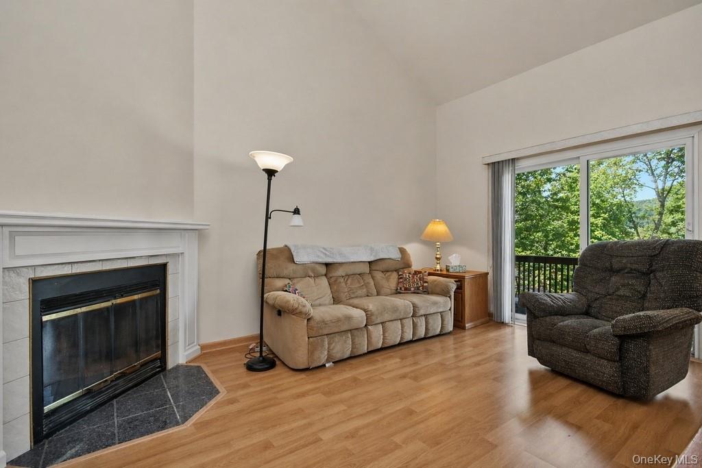 2323 Whispering Hills