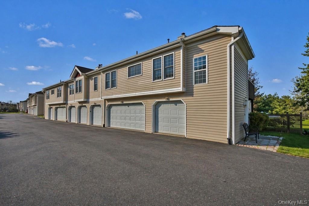 2323 Whispering Hills