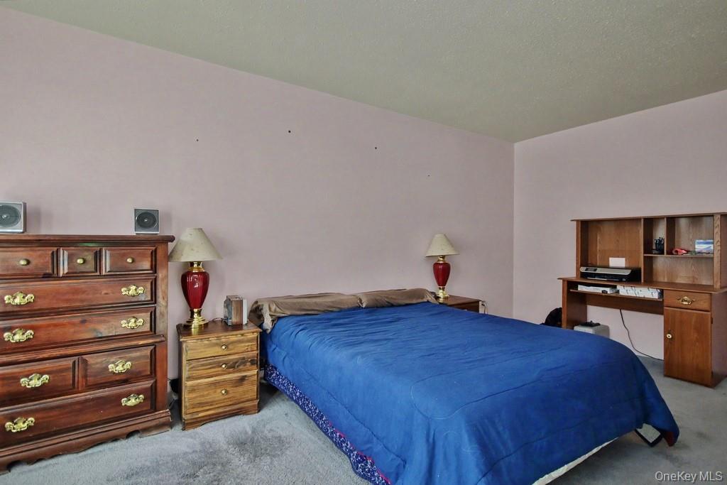 2323 Whispering Hills