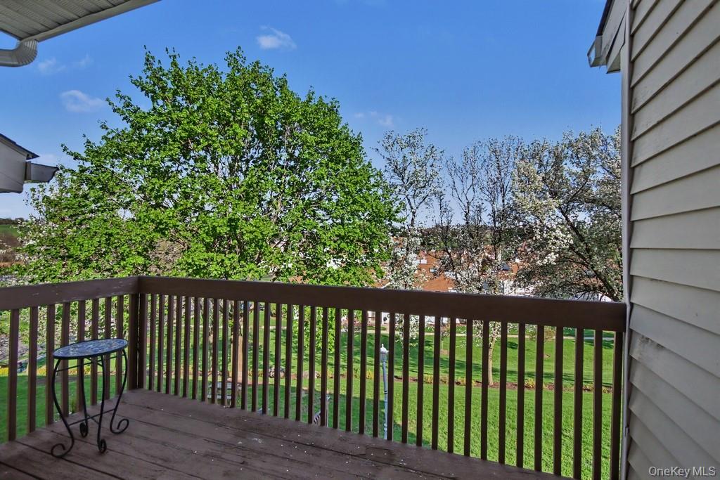 2323 Whispering Hills