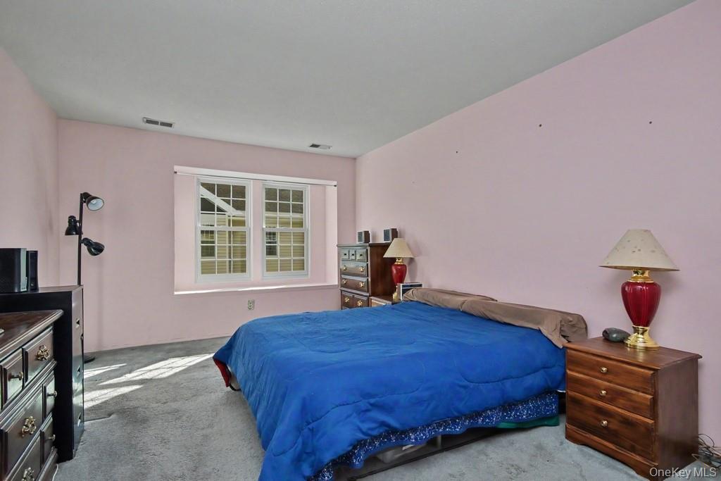 2323 Whispering Hills