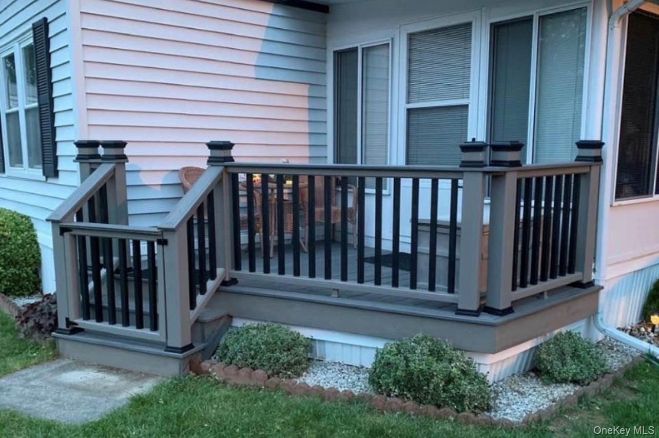 214 West Mountainview MHP