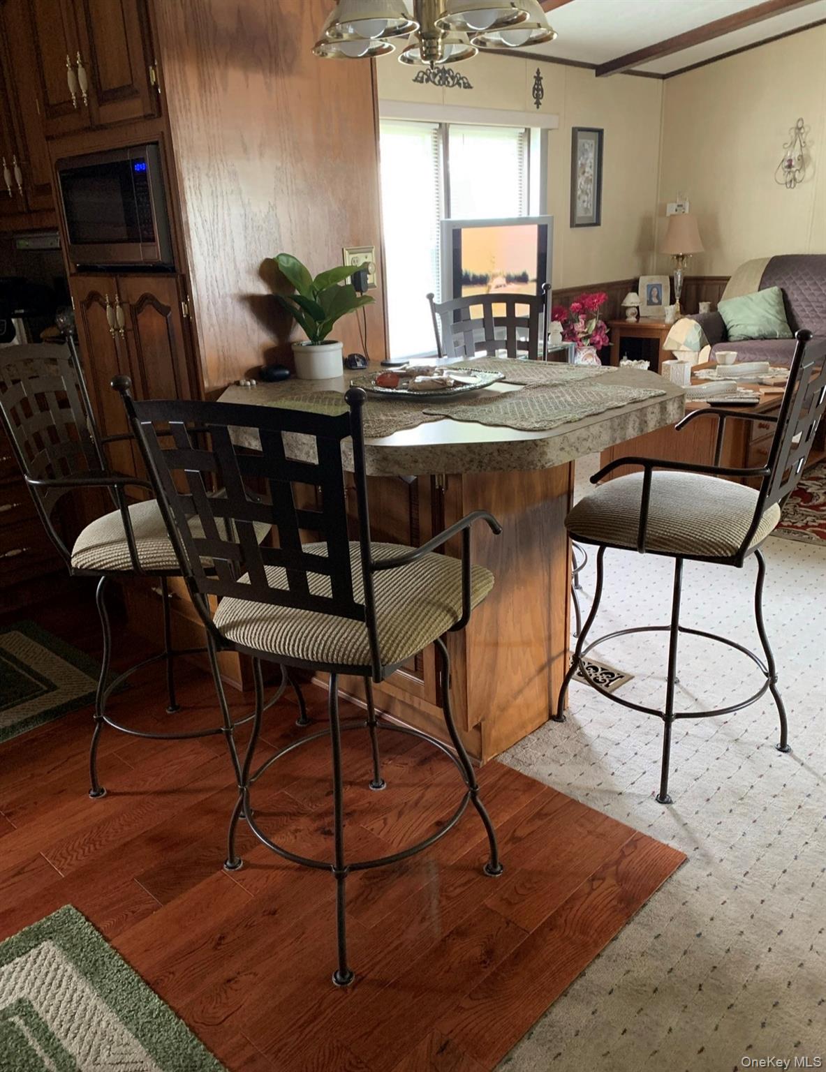 214 West Mountainview MHP