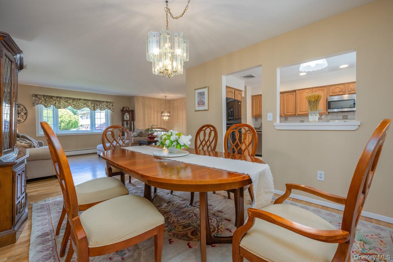 6 Lighthouse Court