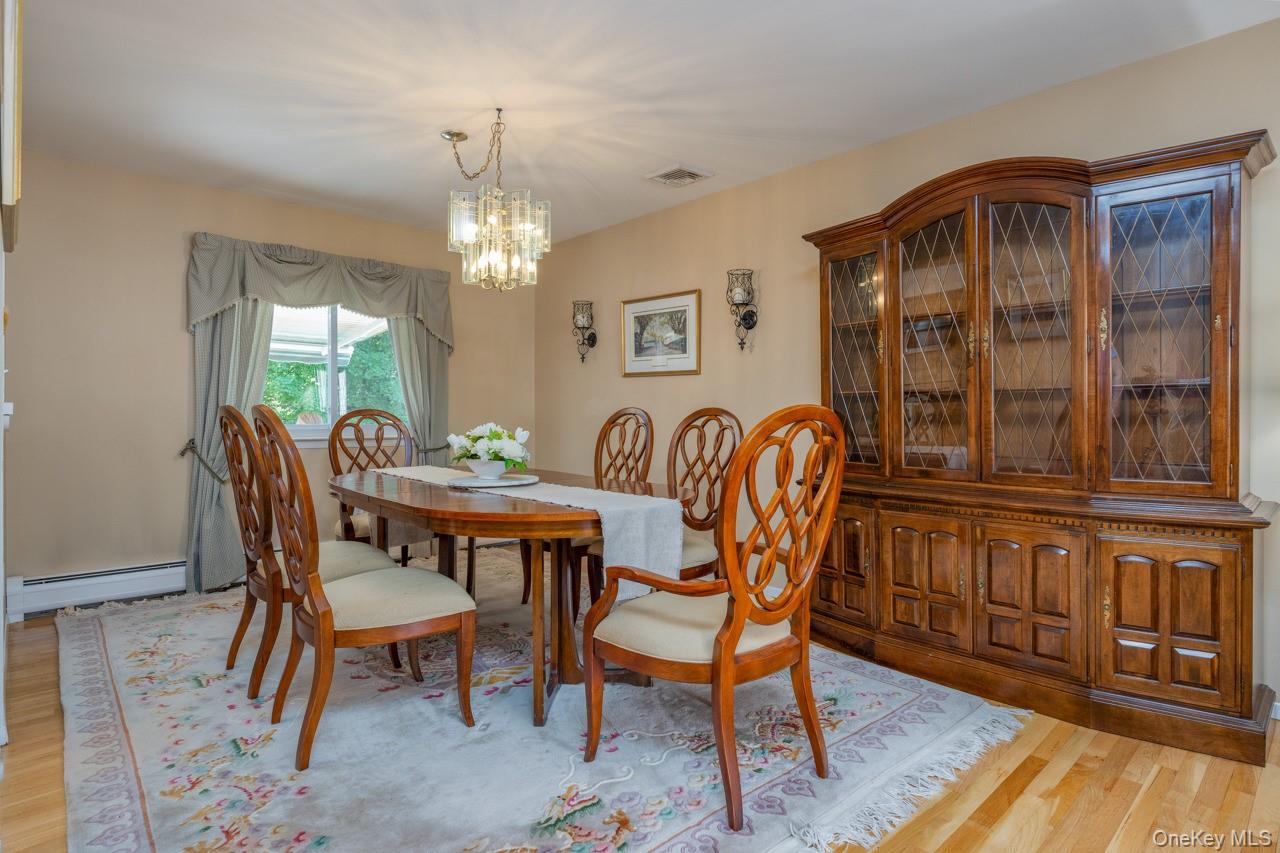 6 Lighthouse Court