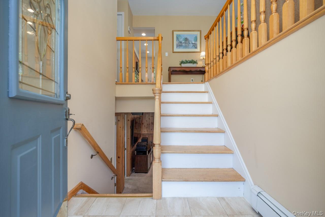 6 Lighthouse Court