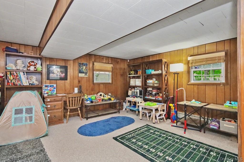 35 Sengstacken Drive