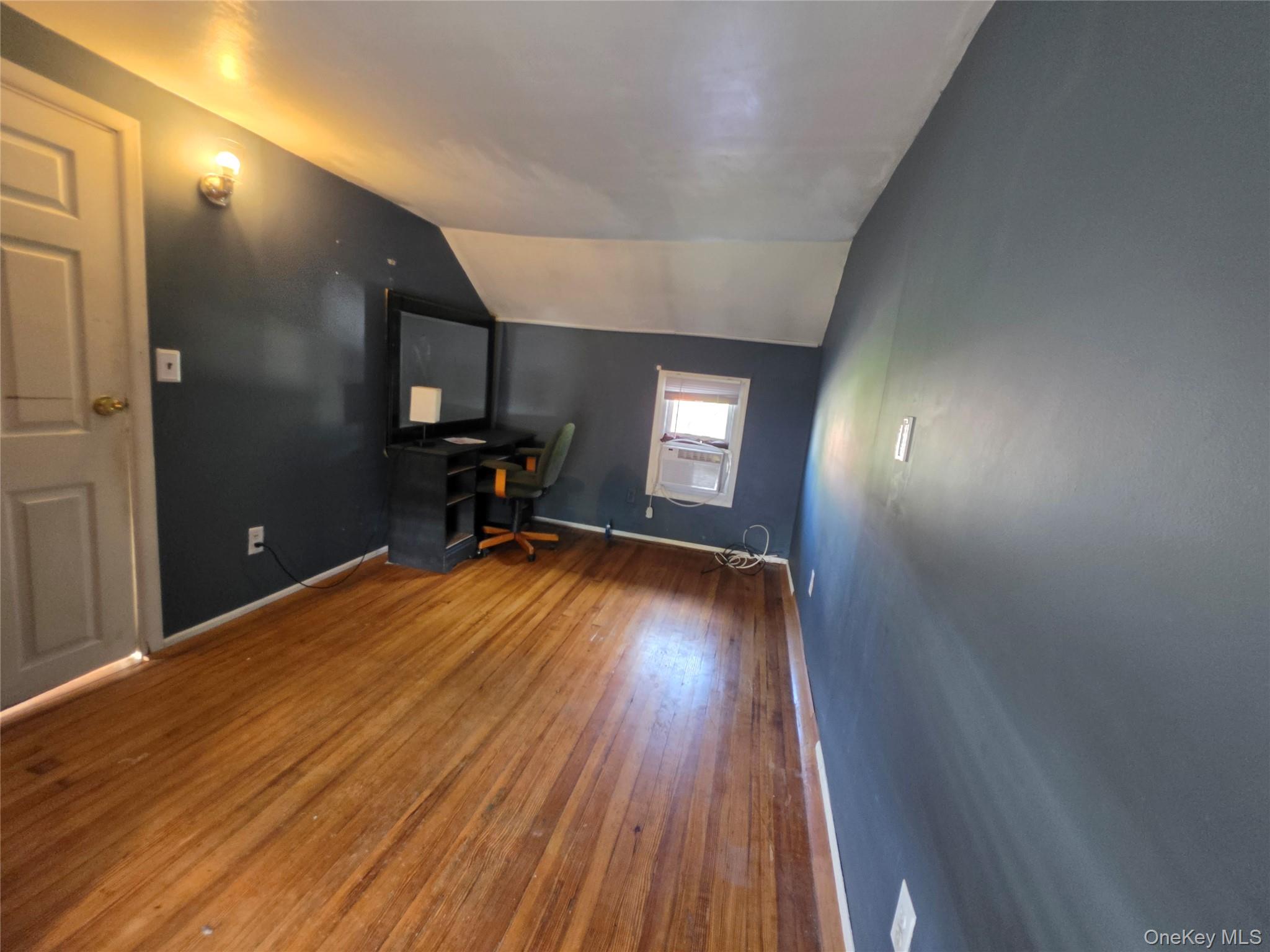 22 Westside Avenue